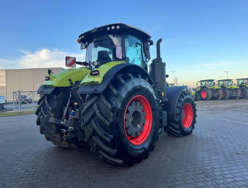 Трактор Claas AXION 930 - изображение 5