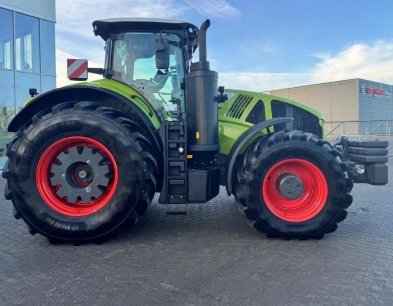 Трактор Claas AXION 930 - изображение 6