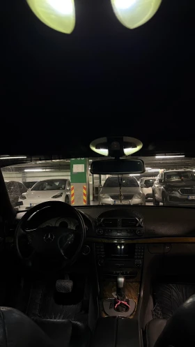 Mercedes-Benz E 270, снимка 8