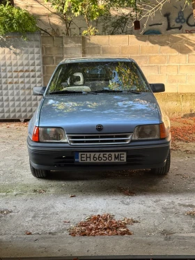 Opel Kadett 1.6, снимка 1