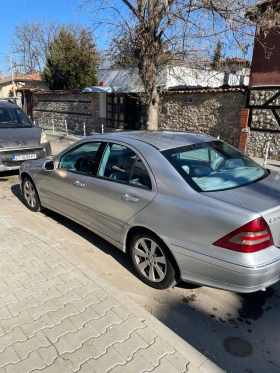 Mercedes-Benz C 220 Фейслифт, снимка 3