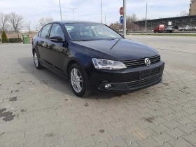 Обява за продажба на VW Jetta 1, 6 tdi ~12 899 лв. - изображение 1