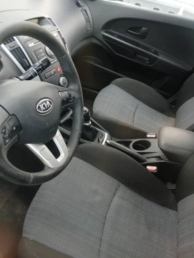 Kia Ceed 1.4i FACELIFT, 176000 km!!!!!, снимка 3