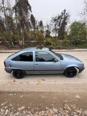 Opel Kadett 1.6 - 1900 € - 79619086 8