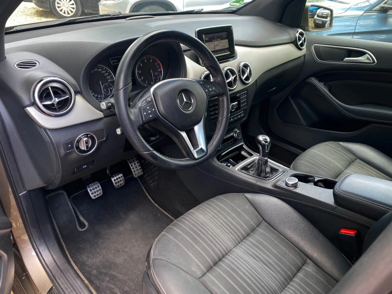 Mercedes-Benz B 200 Бензин AMG Packet Euro 6, снимка 11 - Автомобили и джипове - 43358272