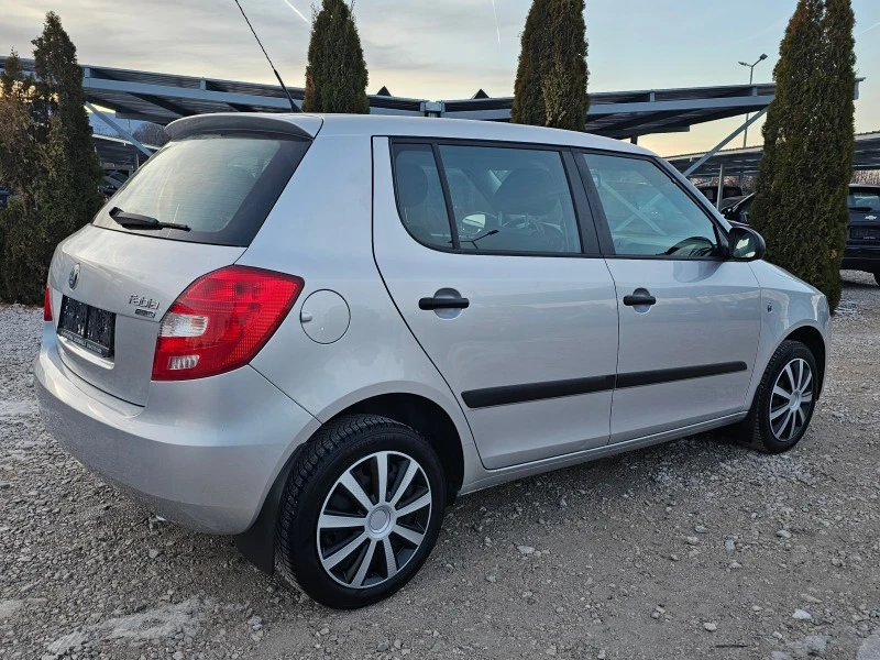 Skoda Fabia 1.2 БЕНЗИН ! ! ! КЛИМАТИК, снимка 5 - Автомобили и джипове - 43892903