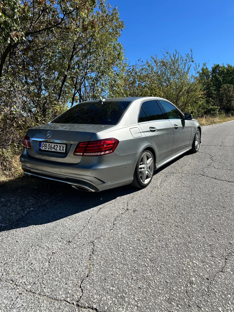 Mercedes-Benz E 300, снимка 3 - Автомобили и джипове - 47439311