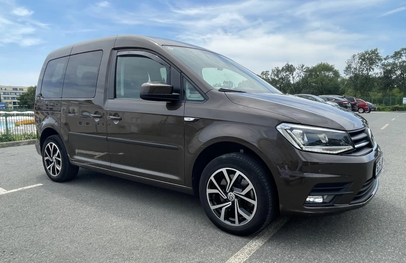 VW Caddy, снимка 3 - Автомобили и джипове - 49582018