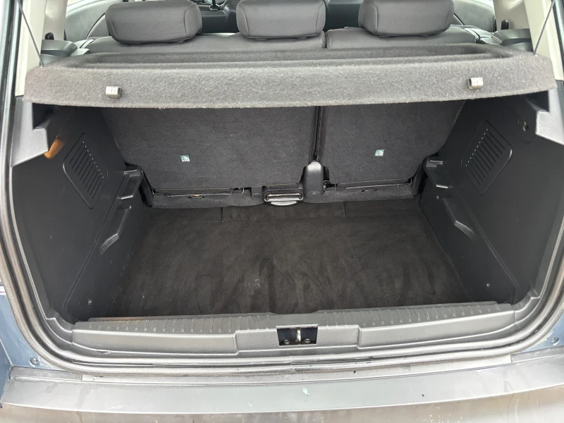 Renault Captur 2015+ 0.9+ ЛЕД+ ВС.ПЛАТЕНО+ НАВИ+ КАТО НОВА, снимка 11 - Автомобили и джипове - 52413942