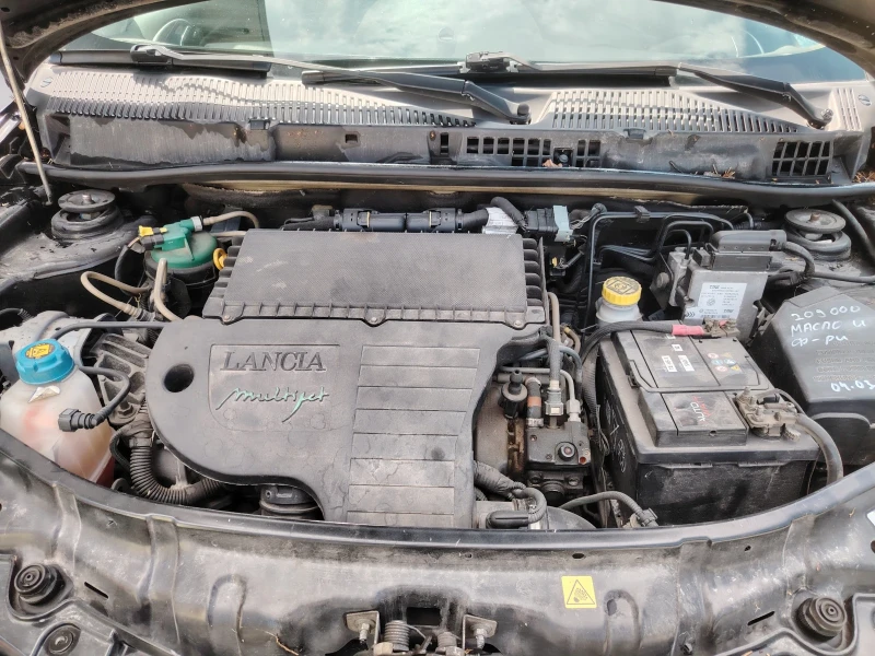 Lancia Y, снимка 8 - Автомобили и джипове - 52472206