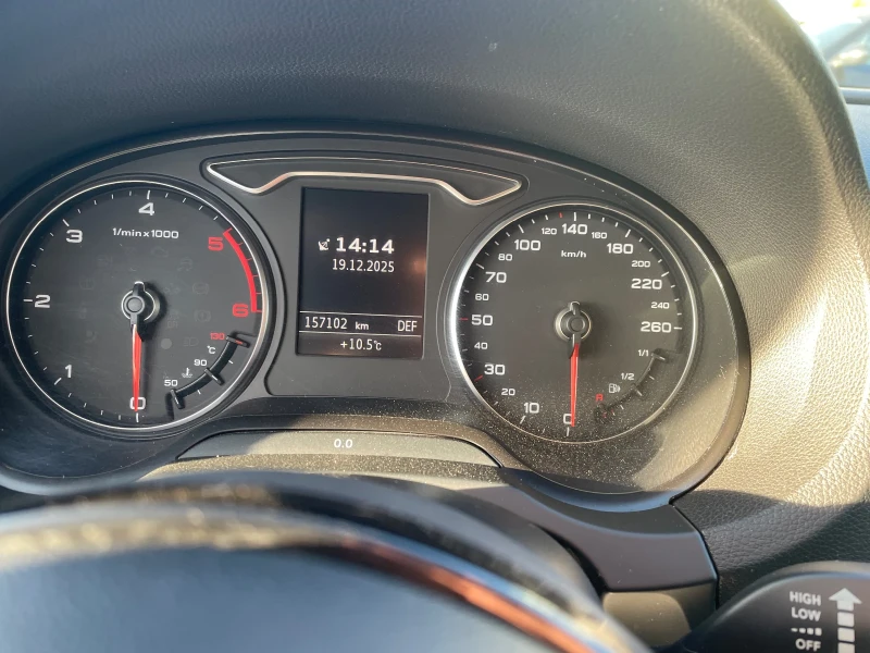 Audi A3 2.0 Дизел, снимка 10 - Автомобили и джипове - 52851564