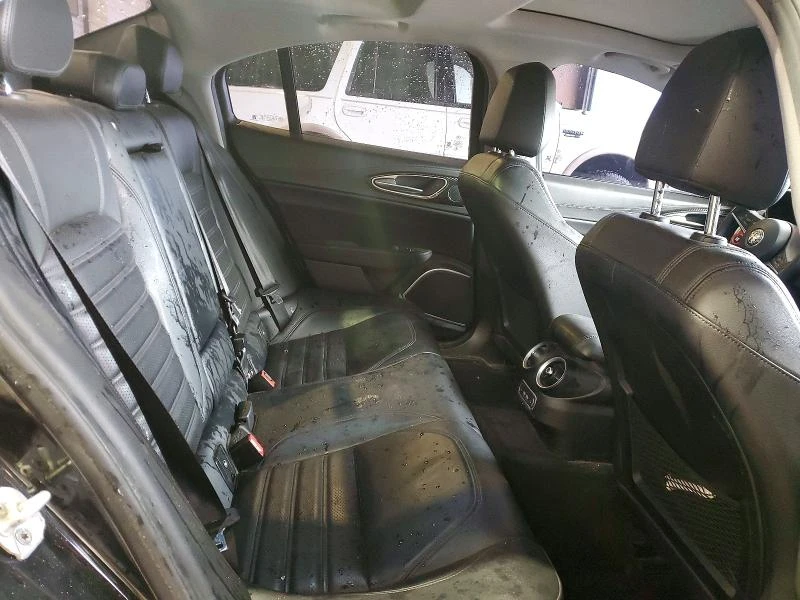 Alfa Romeo Giulia TI| HARMAN/KARDON| DISTRONIC| KEYLESS - изображение 10