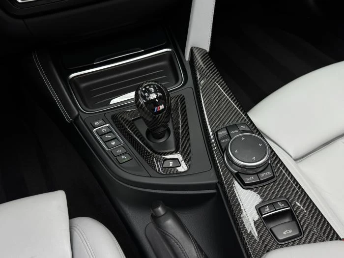 BMW M4 Cabrio* Carbon-Ceramic* H&K* Surround View, снимка 11 - Автомобили и джипове - 56177372