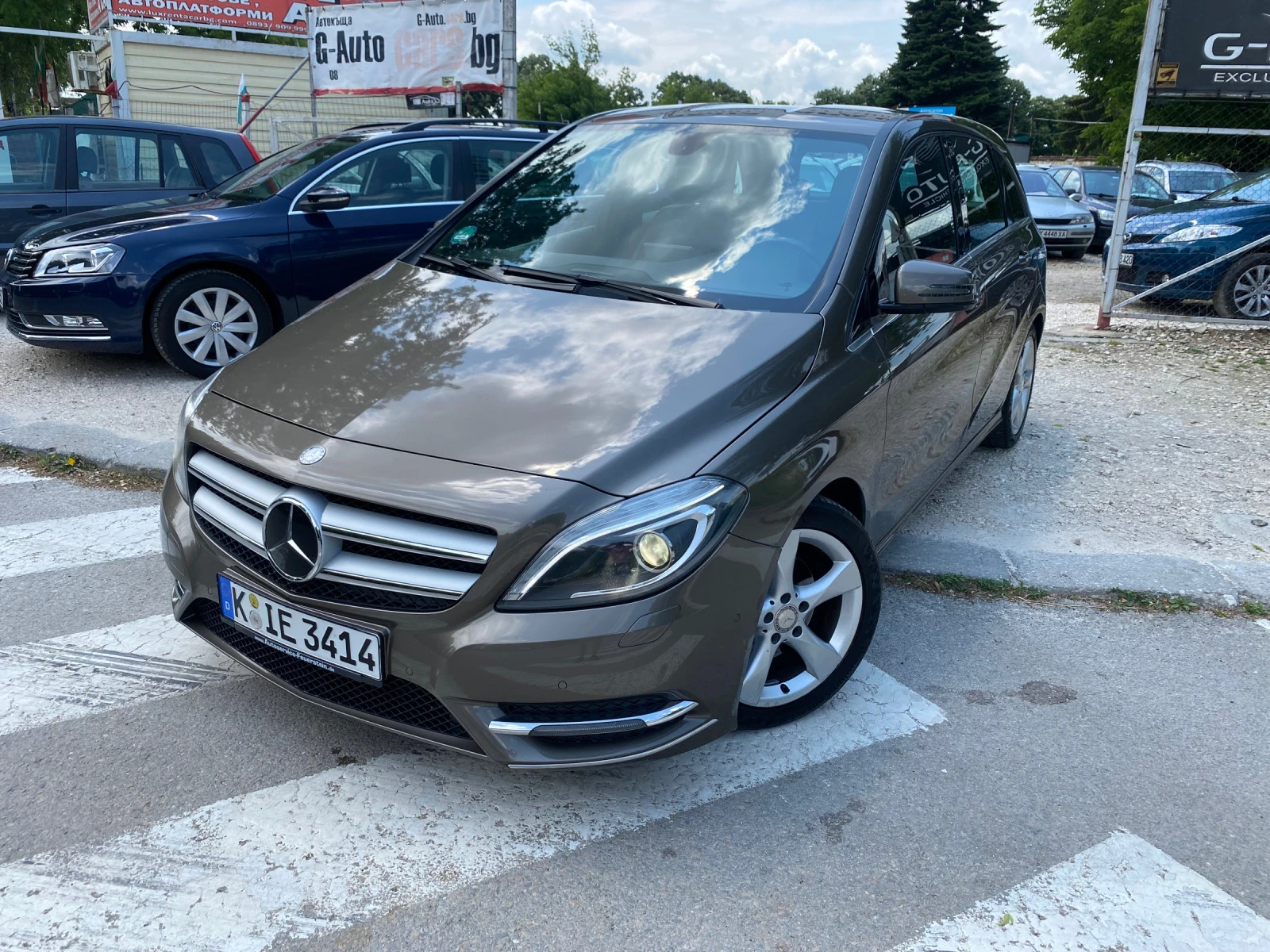 Mercedes-Benz B 200 Бензин AMG Packet Euro 6 - изображение 2