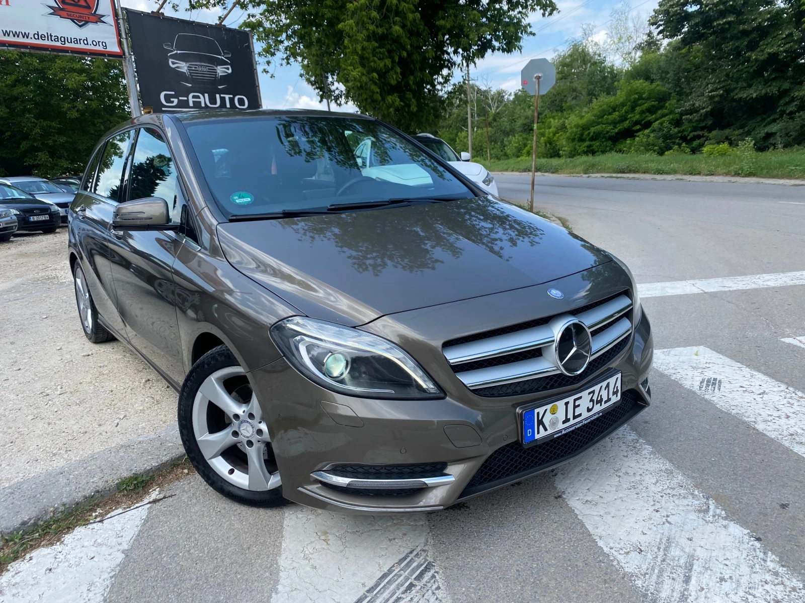 Mercedes-Benz B 200 Бензин AMG Packet Euro 6 - изображение 3