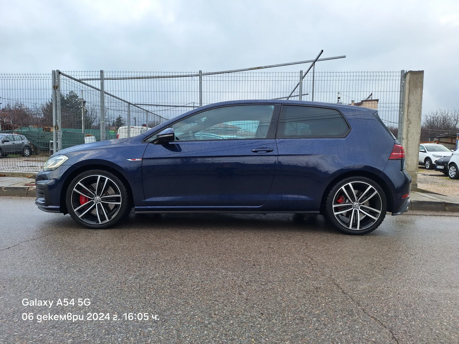 VW Golf 2.0 GTI 7.5  245KS  77000KM EURO6 - изображение 4