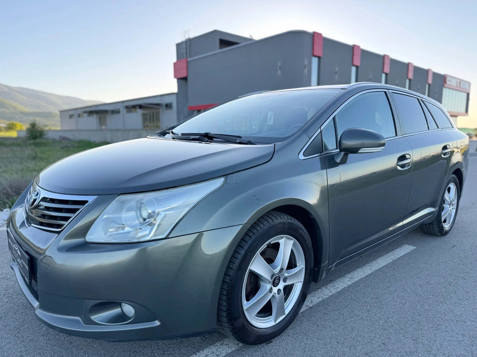 Toyota Avensis 2.0 D-4D 126к.с NAVI / EURO 5 - изображение 3