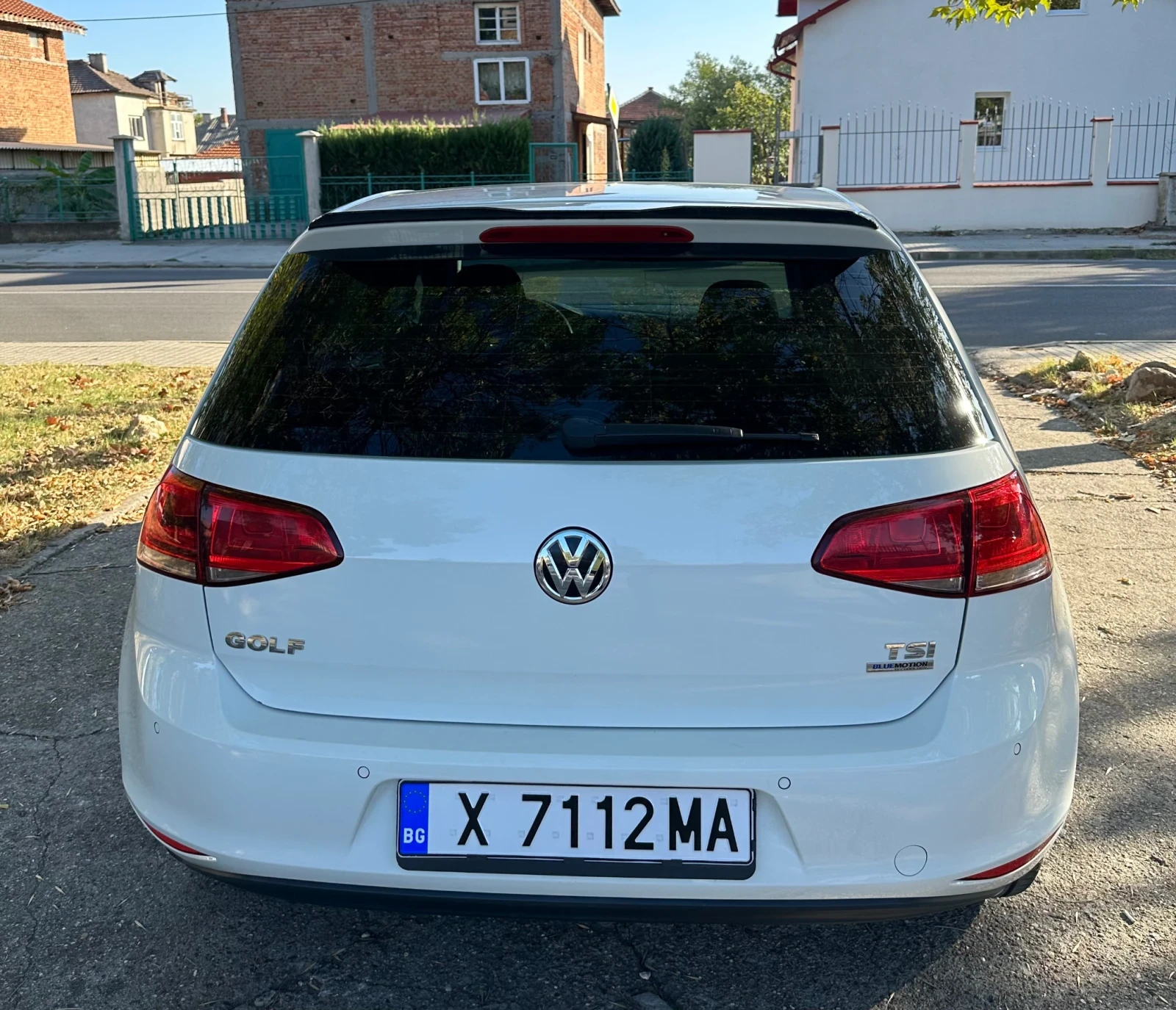 VW Golf 1.2 BENZIN TFS R-LINE - изображение 6