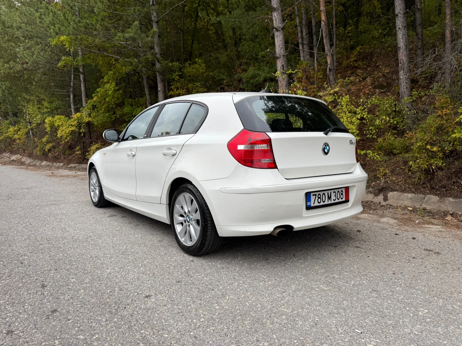 BMW 116 116d - изображение 6