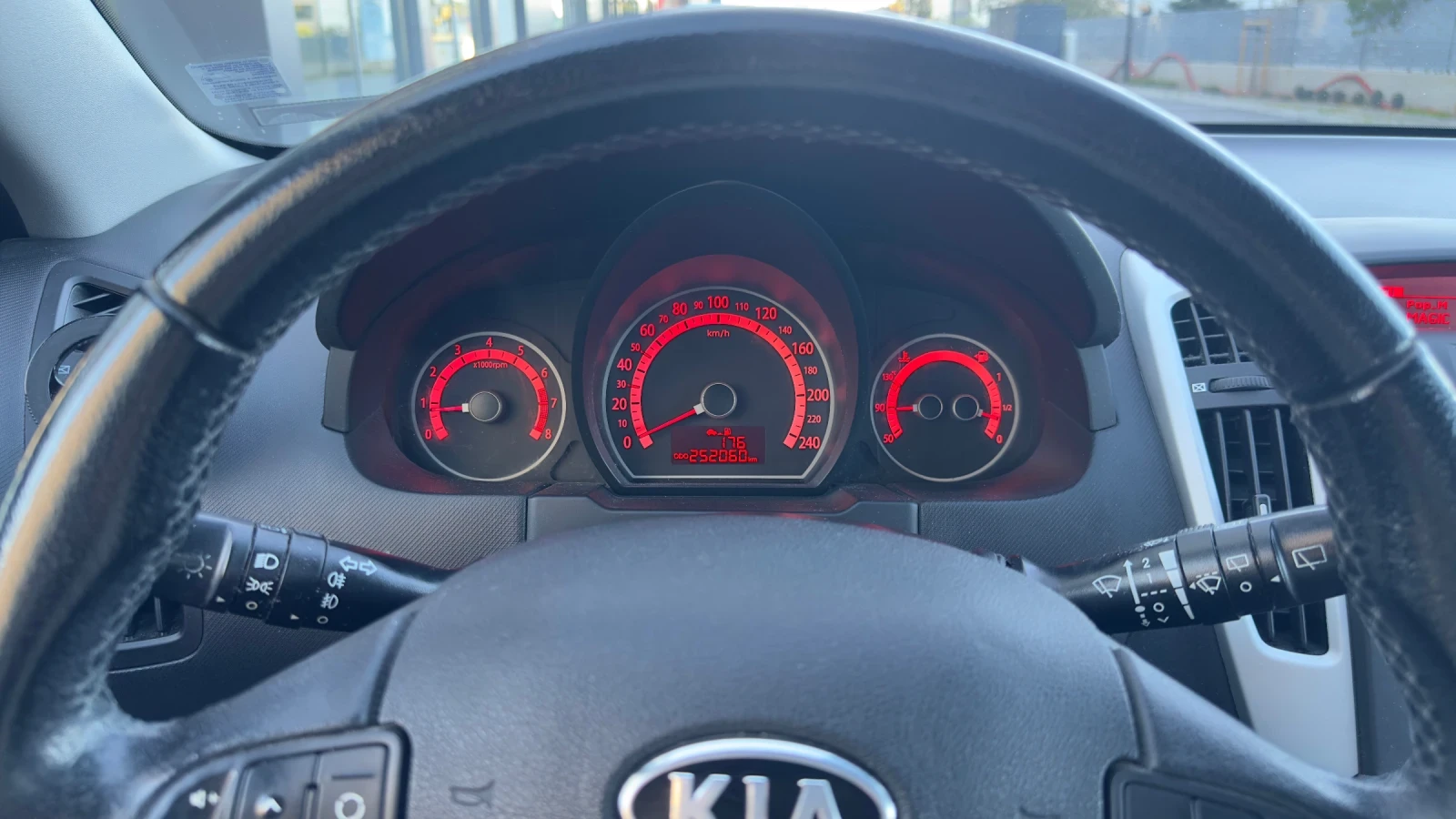 Kia Ceed 1.6 CVVT (Facelift) ГАЗ | Mobile.bg — изображение 12