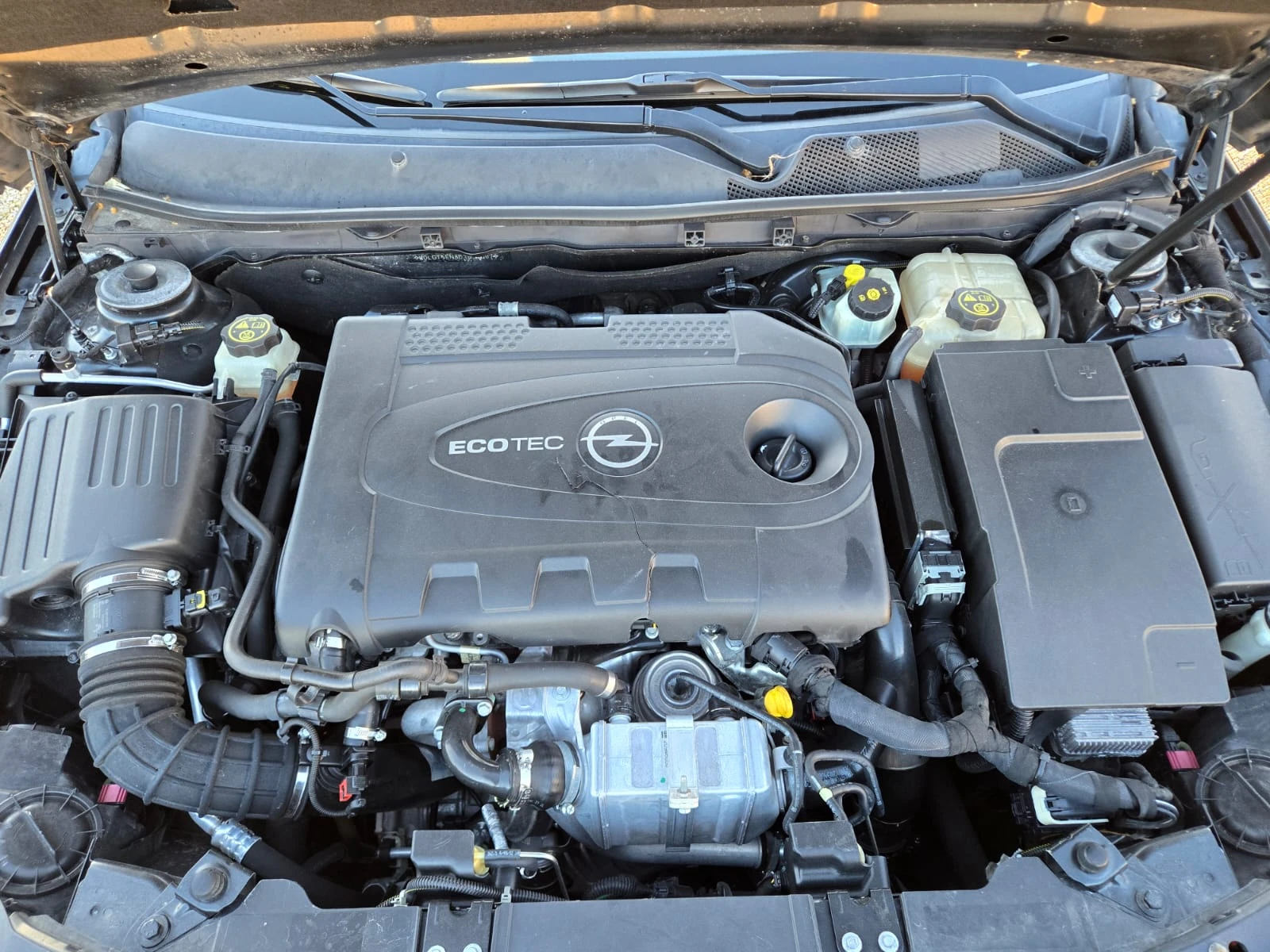 Opel Insignia КАТО НОВА, снимка 17 - Автомобили и джипове - 53821729