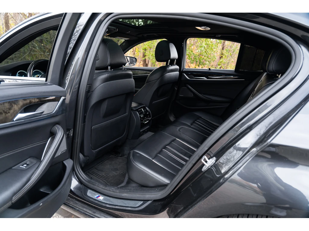 BMW 540 X-Drive* M-Pack* Harman Kardon | Mobile.bg � ����������� 11