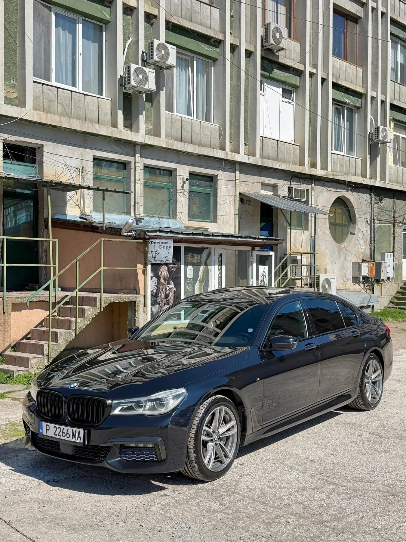 BMW 750 750 Ld Xdrive, снимка 3 - Автомобили и джипове - 54176919