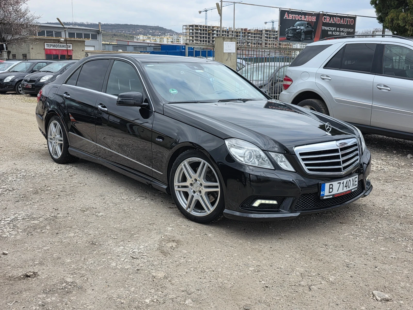 Mercedes-Benz E 350 4Matic AMG Line , снимка 4 - Автомобили и джипове - 54177898