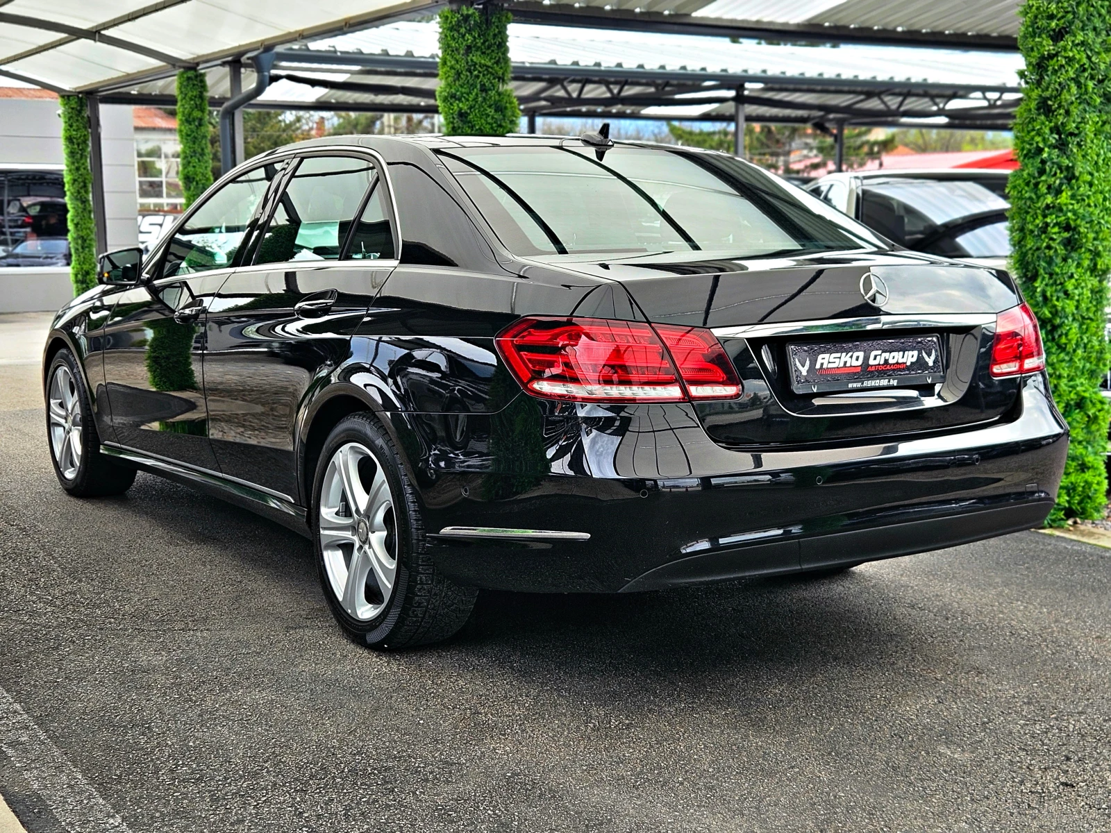 Mercedes-Benz E 350 AMG/4MAT/GERMANY/DISTRON/PANO/�������/AMBIENT/LIZI | Mobile.bg � ����������� 7