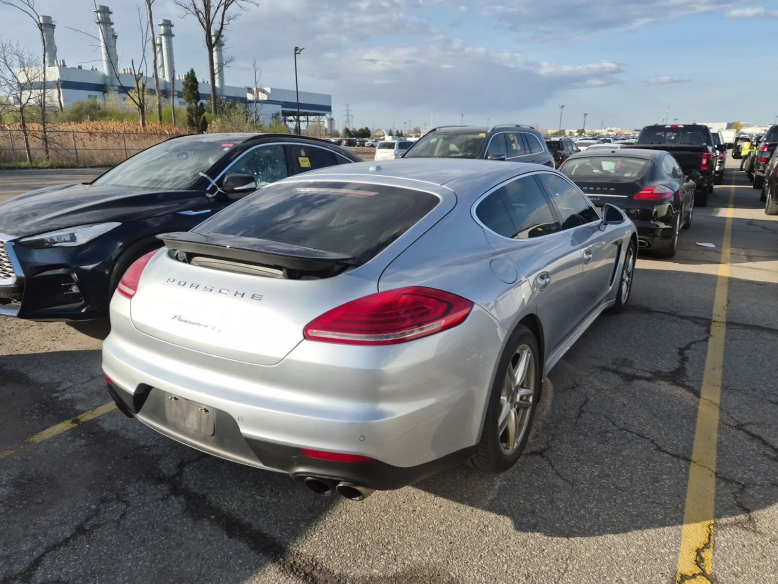 Porsche Panamera 4S* PDK* ОБДУХ* ПОДГРЕВ* КАМЕРА* KEYLESS* BOSE, снимка 3 - Автомобили и джипове - 54459817
