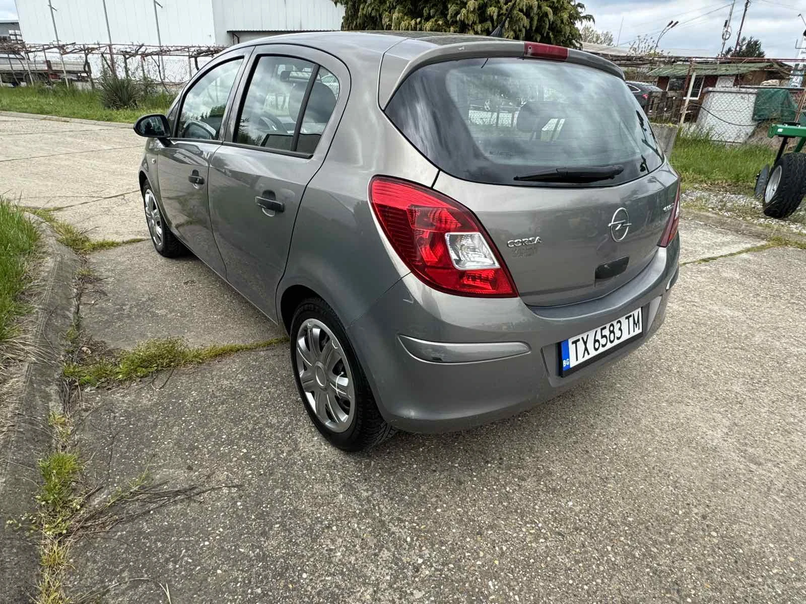 Opel Corsa, снимка 6 - Автомобили и джипове - 54544337