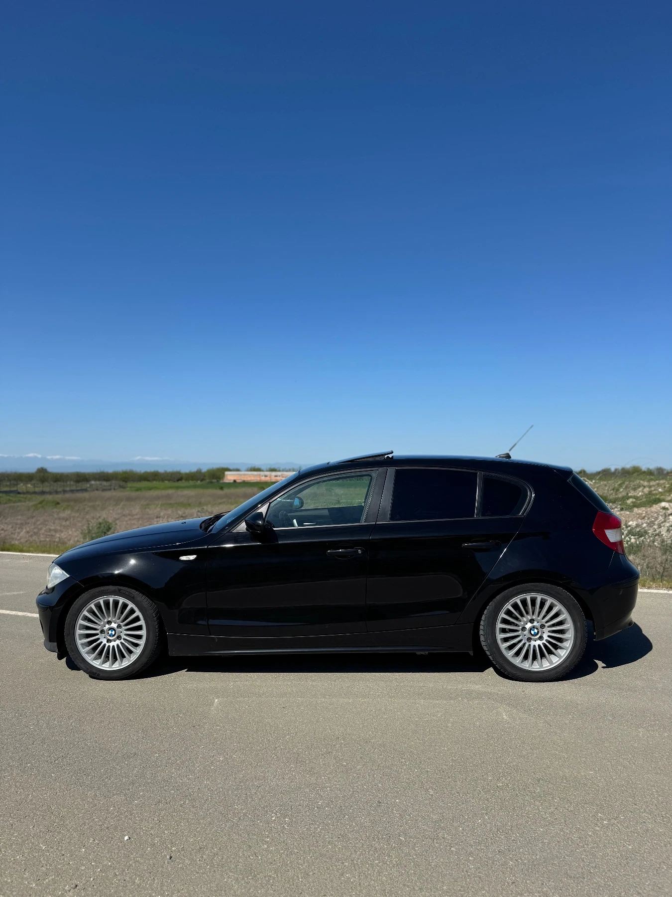 BMW 118, снимка 8 - Автомобили и джипове - 54586439