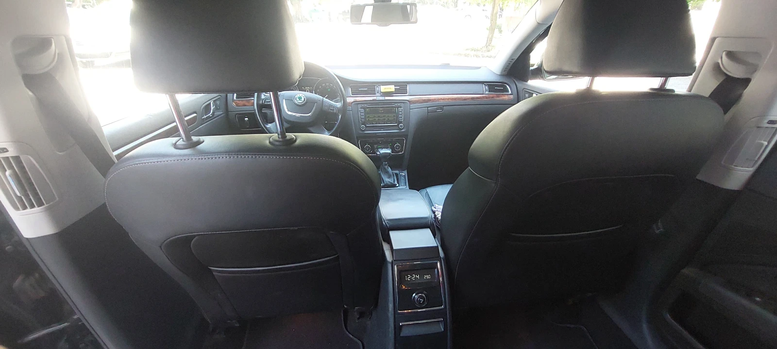 Skoda Superb, снимка 6 - Автомобили и джипове - 55069613