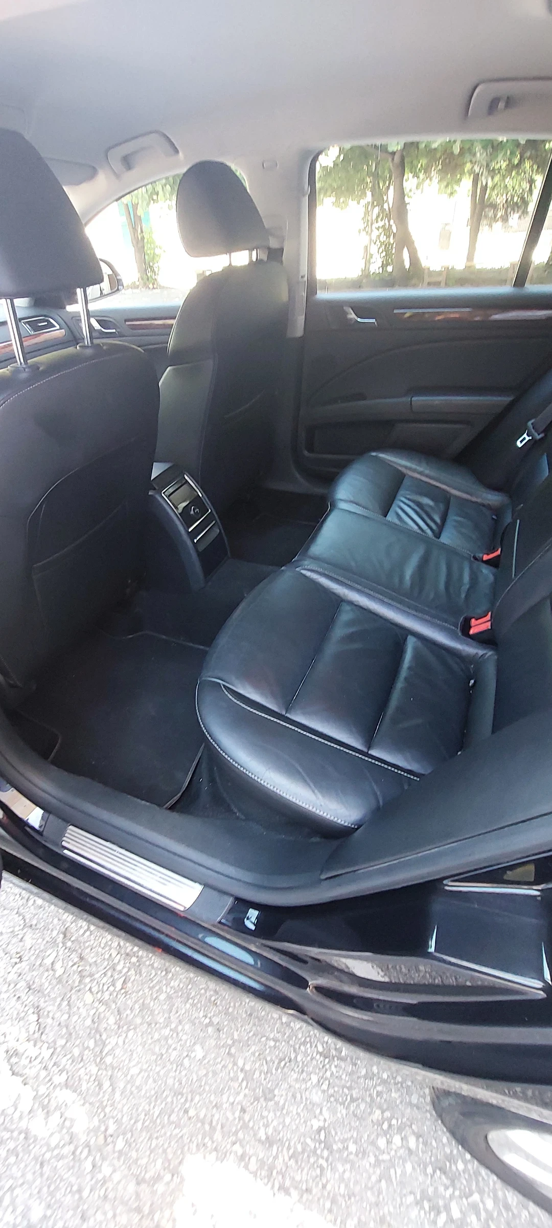 Skoda Superb, снимка 9 - Автомобили и джипове - 55069613