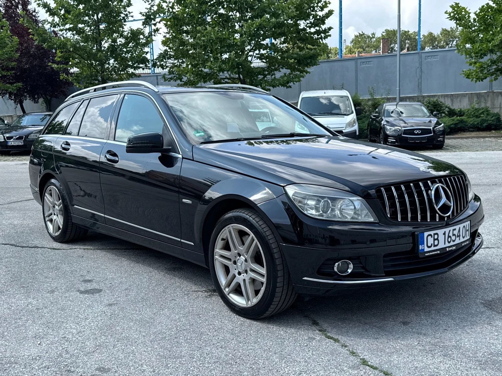 Mercedes-Benz C 350 Avantgarde, снимка 7 - Автомобили и джипове - 55173342