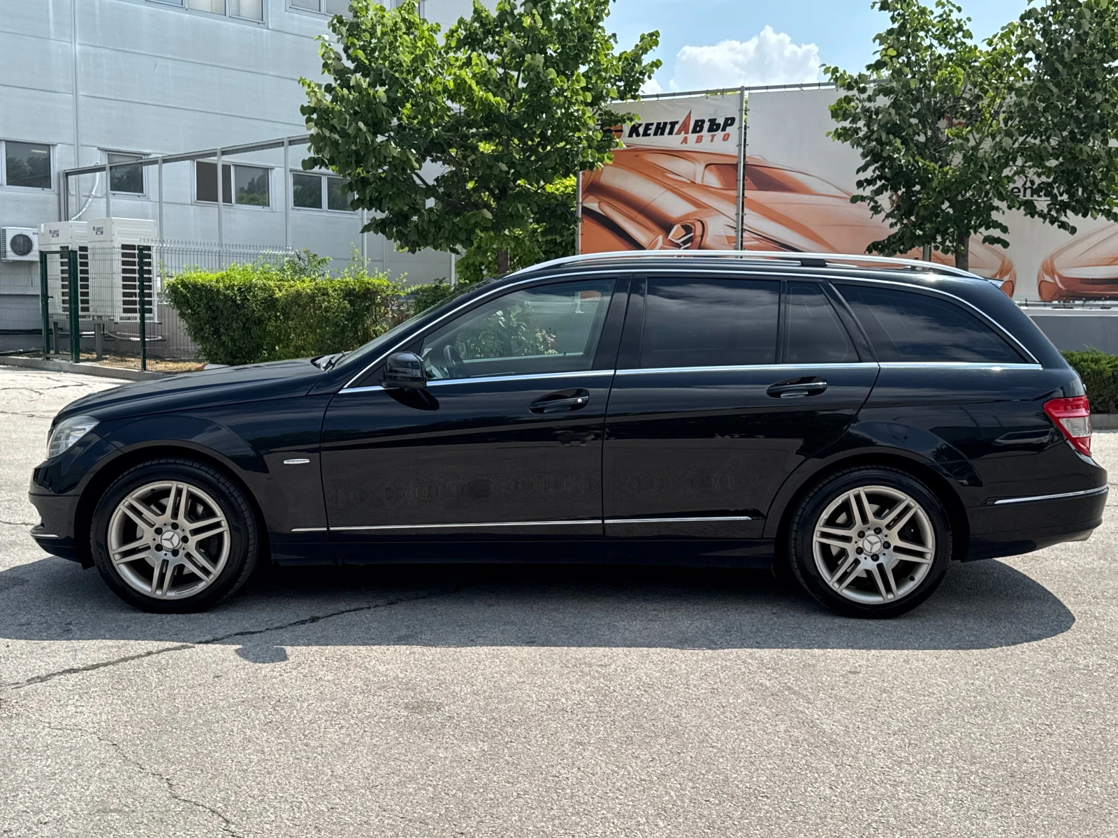Mercedes-Benz C 350 Avantgarde, снимка 2 - Автомобили и джипове - 55173342