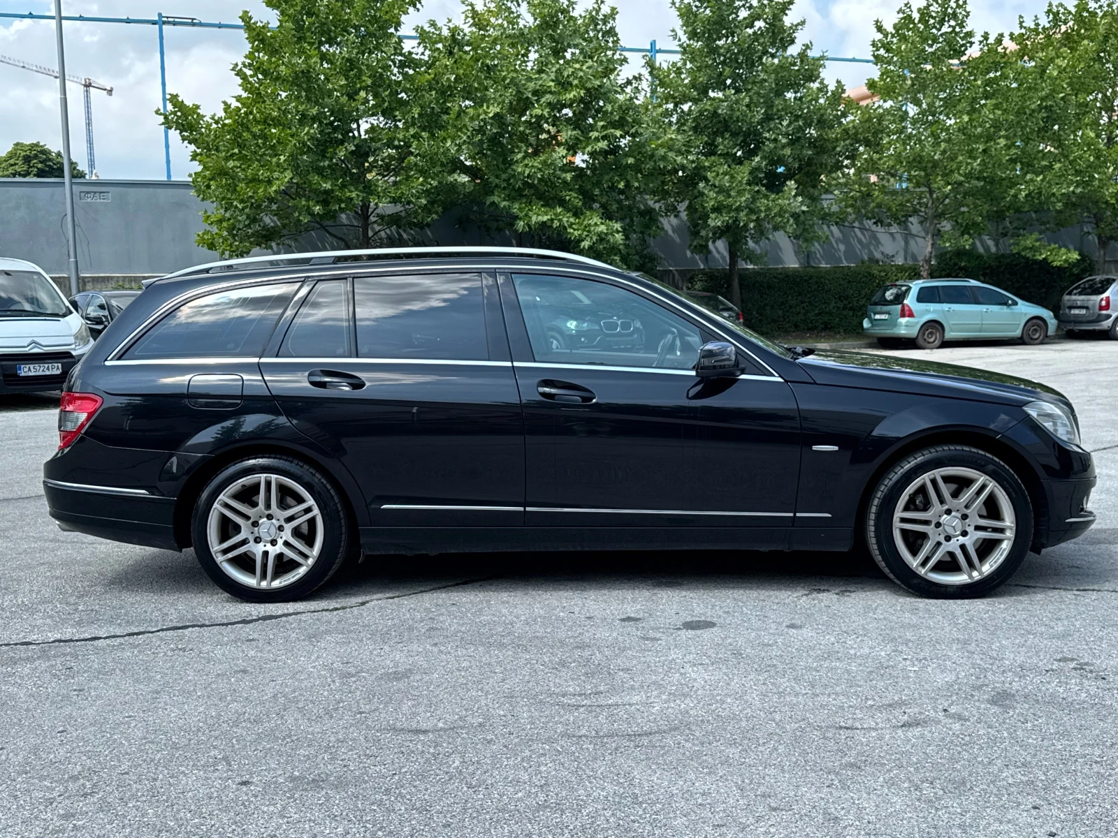 Mercedes-Benz C 350 Avantgarde, снимка 6 - Автомобили и джипове - 55173342