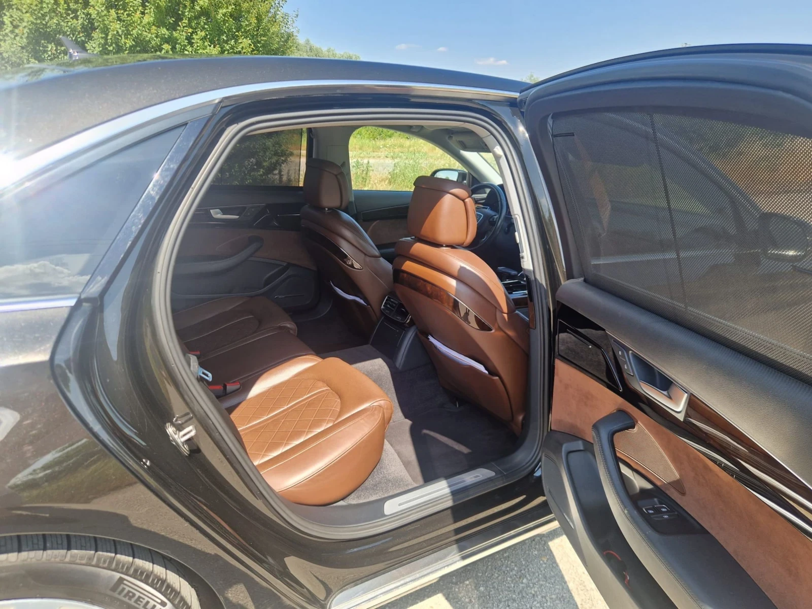 Audi A8 4.2 TDI LONG # MATRIX # 385PS, снимка 13 - Автомобили и джипове - 55455625