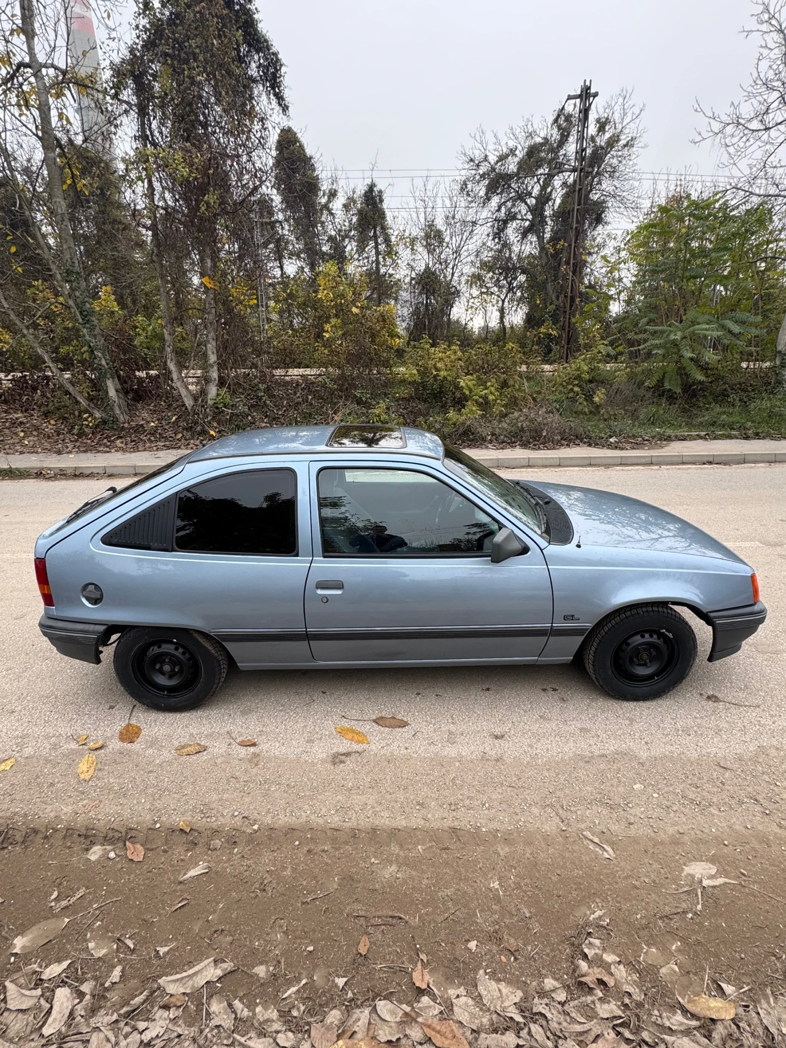Opel Kadett 1.6, снимка 8 - Автомобили и джипове - 56617757