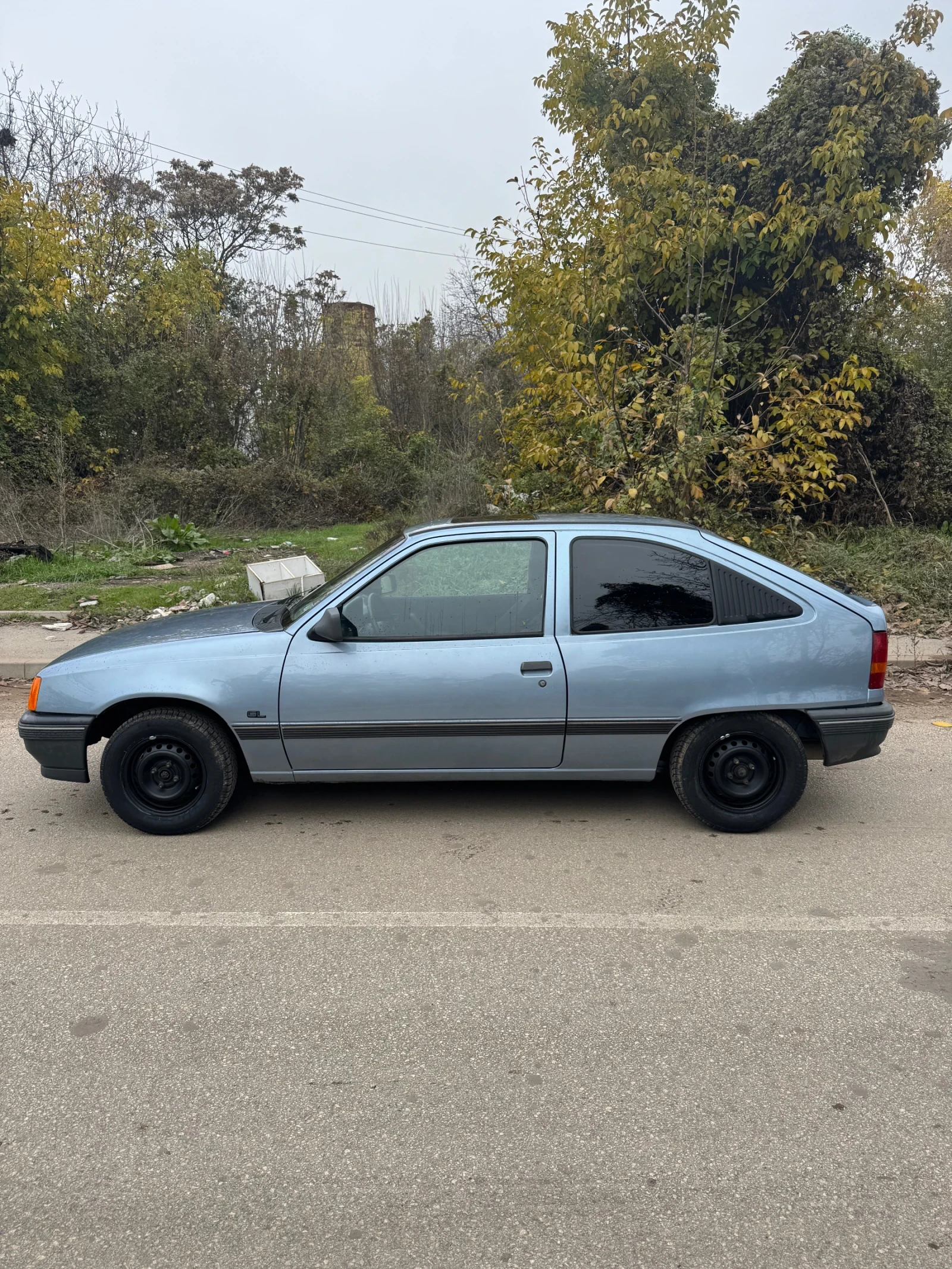 Opel Kadett 1.6, снимка 5 - Автомобили и джипове - 56617757