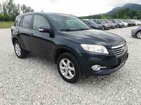 Toyota Rav4 2.2D 4X4 AVTOMAT KLIMA, снимка 8