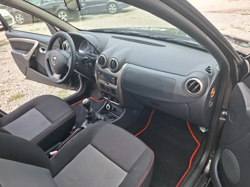 Dacia Duster 1.5DCI.4x4.6sk, снимка 8 - Автомобили и джипове - 51920724