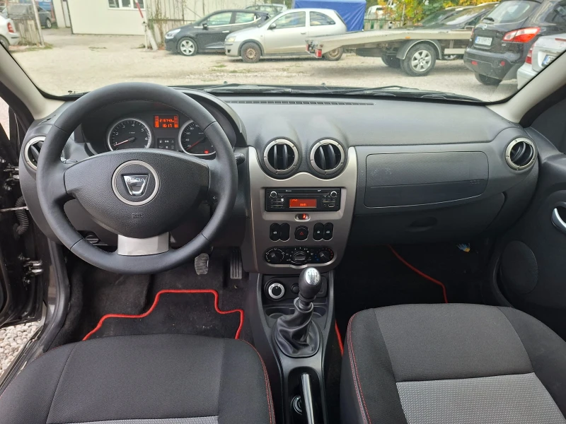 Dacia Duster 1.5DCI.4x4.6sk, снимка 9 - Автомобили и джипове - 51920724