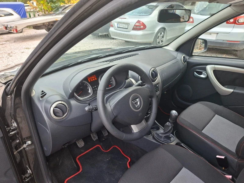 Dacia Duster 1.5DCI.4x4.6sk, снимка 7 - Автомобили и джипове - 51920724