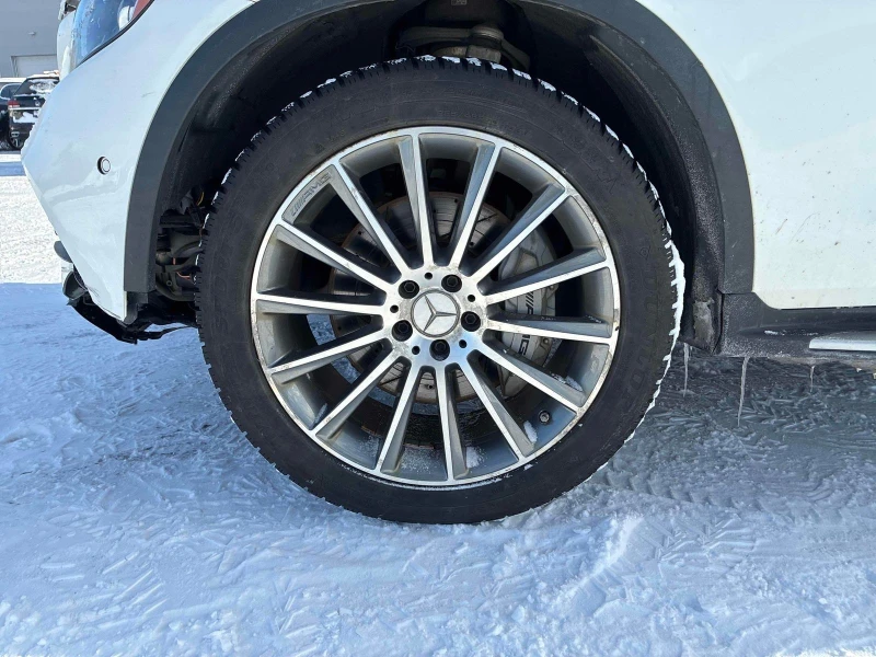 Mercedes-Benz GLC 43 AMG CARFAX АВТО КРЕДИТ , снимка 14 - Автомобили и джипове - 52711162