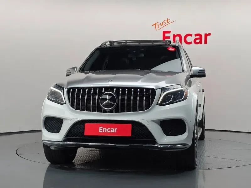 Mercedes-Benz GLS 500 4Matic, снимка 3 - Автомобили и джипове - 56070232