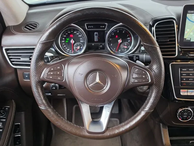 Mercedes-Benz GLS 500 4Matic, снимка 14 - Автомобили и джипове - 56070232