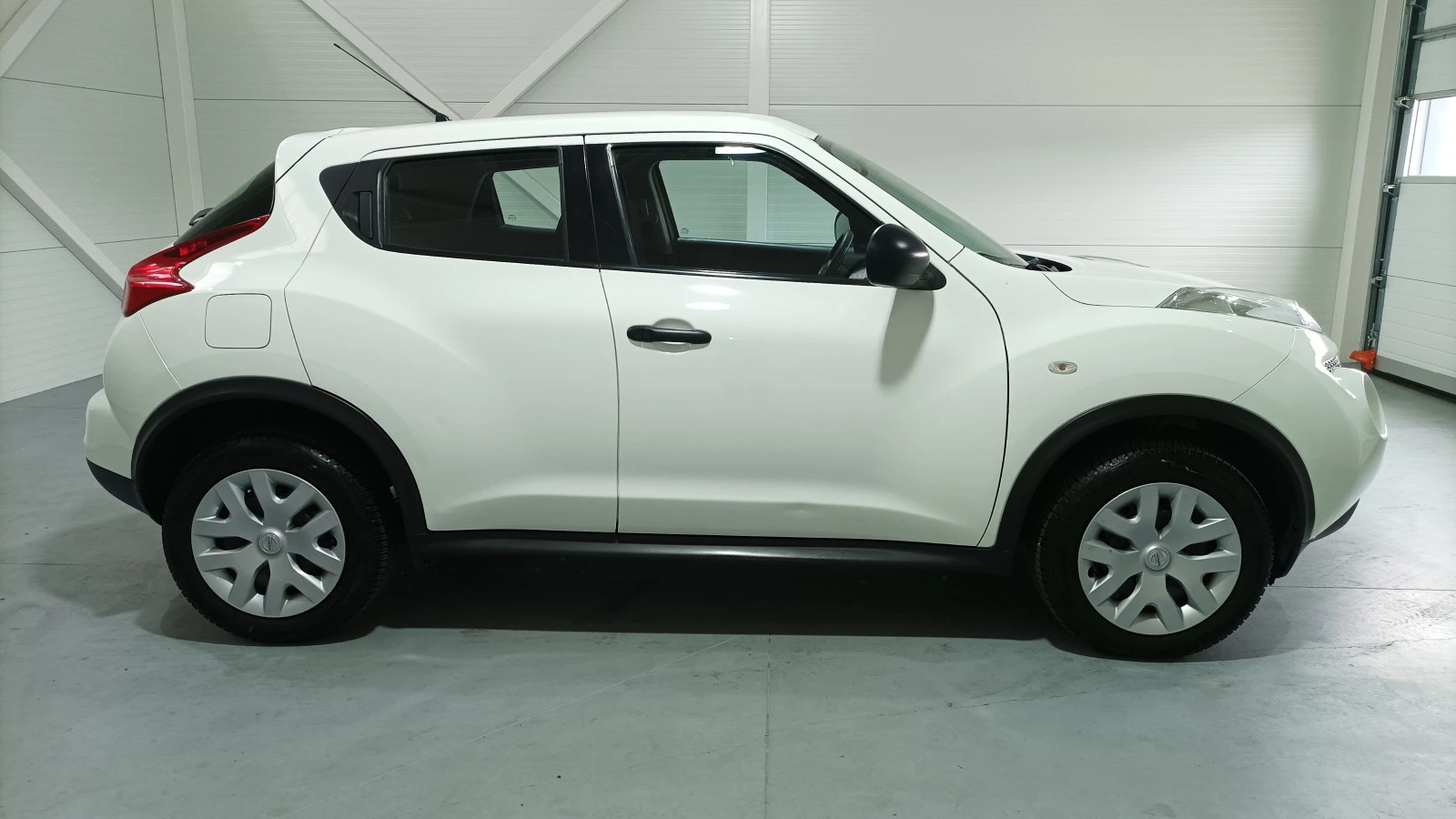 Nissan Juke 1.6 I - изображение 4