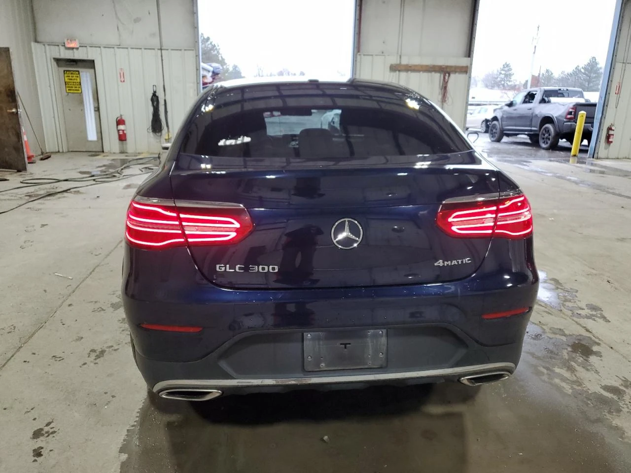 Mercedes-Benz GLC 300 COUPE 4MATIC - изображение 6