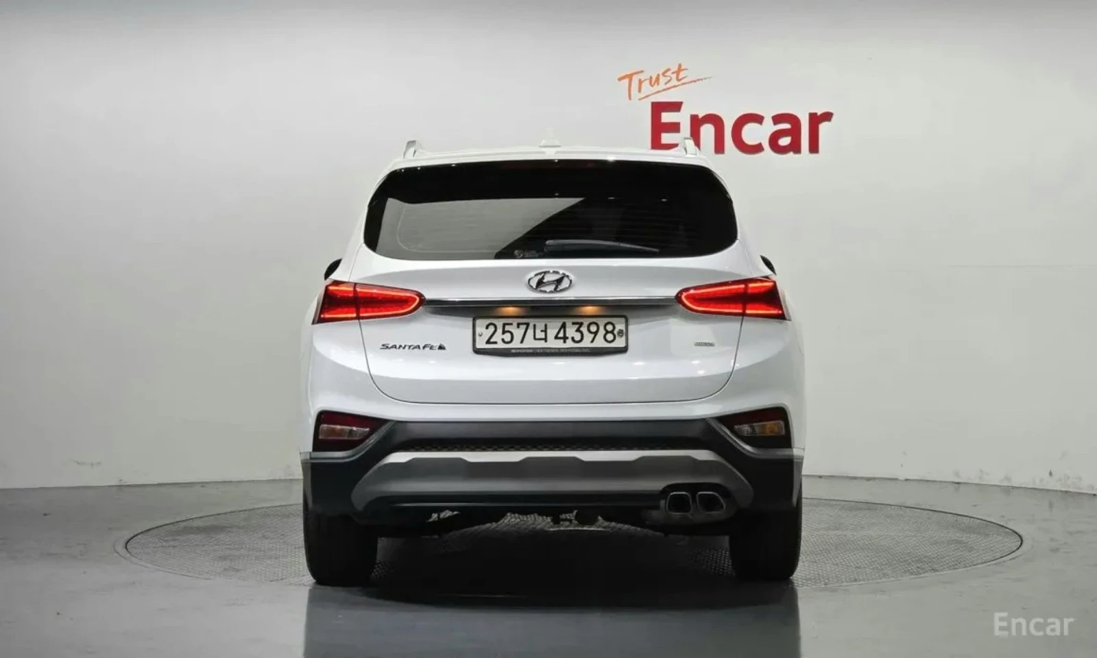 Hyundai Santa fe 2.2 CRDi/4WD/8-СКОРОСТИ/PREMIUM/DISTRONIC/LANE ASS - изображение 4